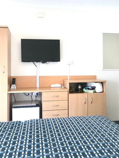 Motel 617 - Food Delivery Shop 3