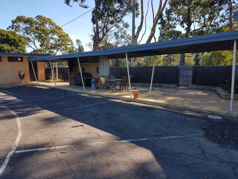 Motel Traralgon - Food Delivery Shop 1