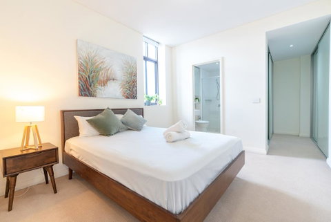 MWP25-Comfy 2 Bedroom Apt In Wentworth Point - Food Delivery Shop 3