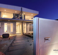Nautilus Villa Luxury Retreat modern large double beachfront townhouse water views - Food Delivery Shop