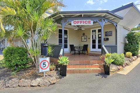 Ned Kelly's Motel - Food Delivery Shop 2