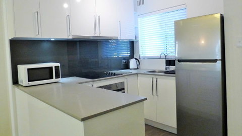 Dowler Apartments Subiaco - Food Delivery Shop 37