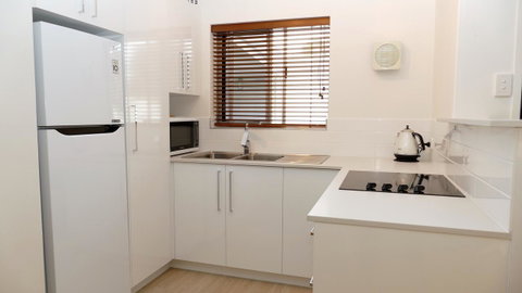 Dowler Apartments Subiaco - Food Delivery Shop 4