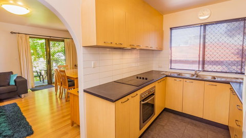 Dowler Apartments Subiaco - Food Delivery Shop 40