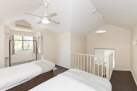 Subiaco Village 30 - Food Delivery Shop 22