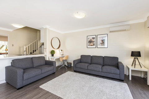 Subiaco Village 30 - Food Delivery Shop 2