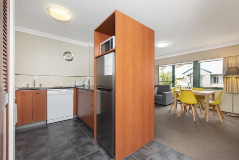 Subiaco Village 20 - Food Delivery Shop 9