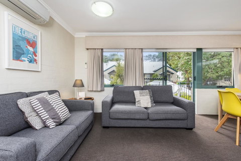Subiaco Village 20 - Food Delivery Shop 0