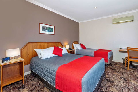 Quality Hotel Bayswater - Food Delivery Shop 12
