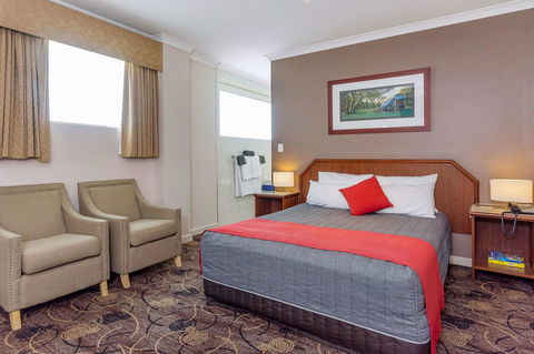 Quality Hotel Bayswater - Food Delivery Shop 10