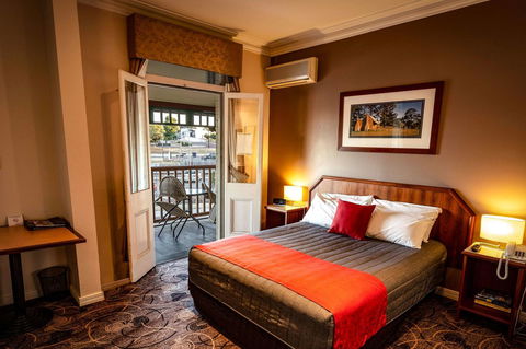 Quality Hotel Bayswater - Food Delivery Shop 2