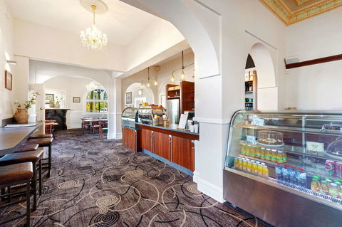 Quality Hotel Bayswater - Food Delivery Shop 7