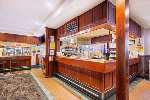 Quality Hotel Bayswater - Food Delivery Shop 23