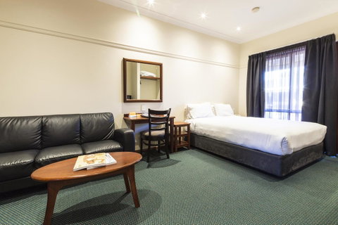 Stay Margaret River - Food Delivery Shop 28