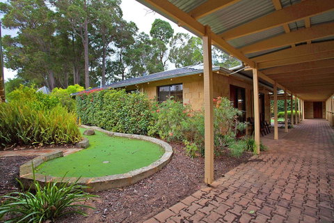 Stay Margaret River - Food Delivery Shop 36