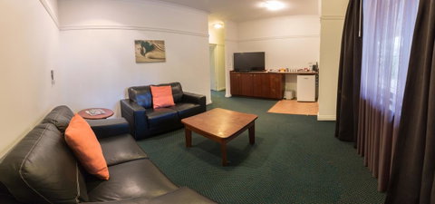 Stay Margaret River - Food Delivery Shop 24
