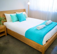 Cottesloe Artist's Beach Retreat - Food Delivery Shop