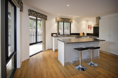 Margaret River Hideaway & Farmstay - Food Delivery Shop 4