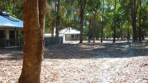 Margaret River Hideaway & Farmstay - Food Delivery Shop 9