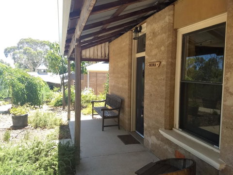 Hotham Ridge Estate - Food Delivery Shop 7