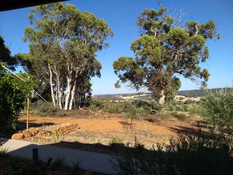 Hotham Ridge Estate - Food Delivery Shop 19