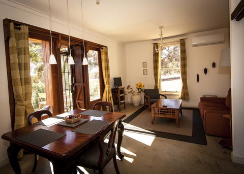 Hotham Ridge Estate - Food Delivery Shop 28