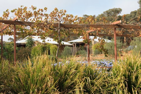 Hotham Ridge Estate - Food Delivery Shop 29