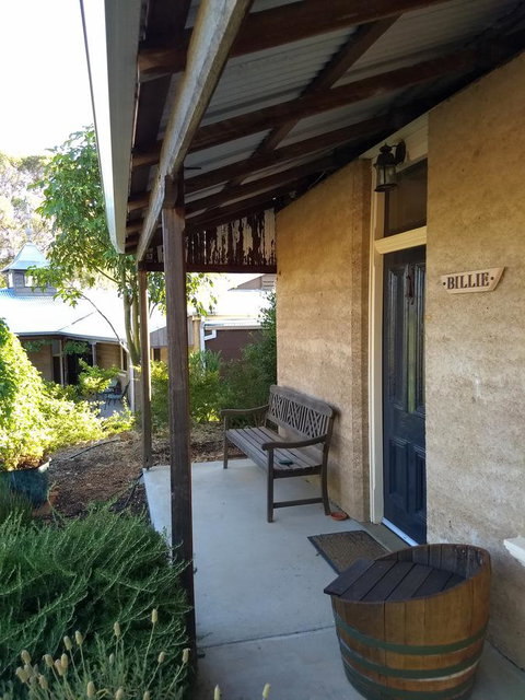 Hotham Ridge Estate - Food Delivery Shop 17