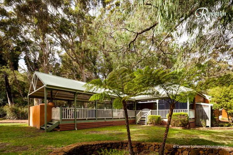 Riverglen Chalets - Food Delivery Shop 35