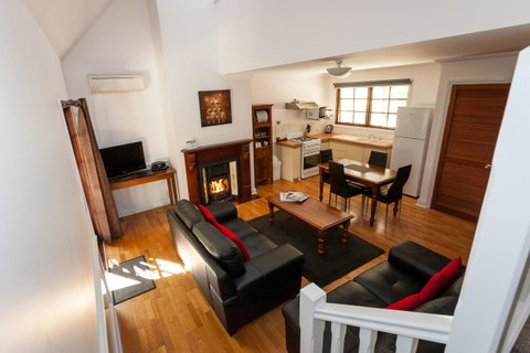 Riverglen Chalets - Food Delivery Shop 37