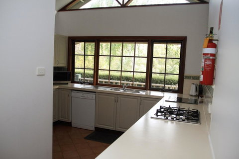 Riverglen Chalets - Food Delivery Shop 8