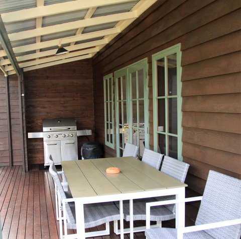 Riverglen Chalets - Food Delivery Shop 18
