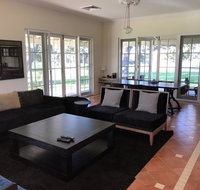 Caves Road Guest Houses - Food Delivery Shop