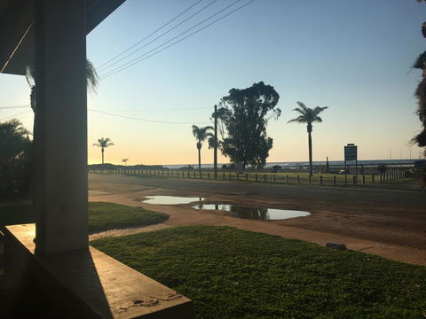 Kalbarri Seaview Villas - Food Delivery Shop 35
