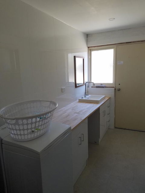 Kalbarri Seaview Villas - Food Delivery Shop 1