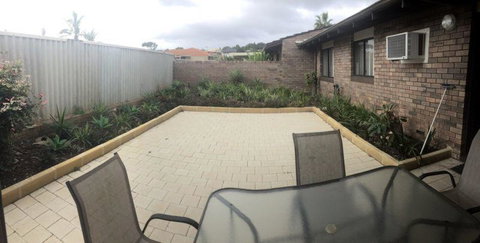 Geraldton Holliday Villas - Food Delivery Shop 13