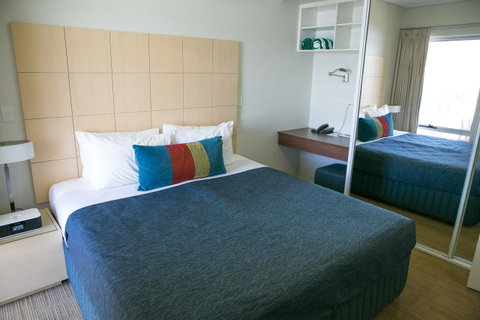 Nesuto Geraldton - Food Delivery Shop 8