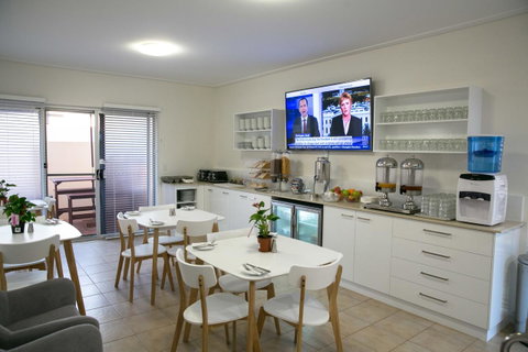 Nesuto Geraldton - Food Delivery Shop 29