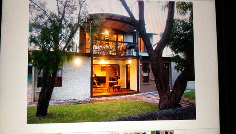 Dunsborough Luxury Villa - Food Delivery Shop 0