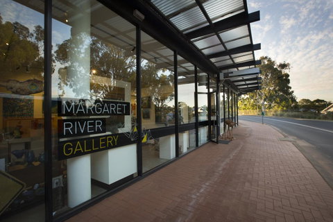 Central Avenue Apartments - Food Delivery Shop 22
