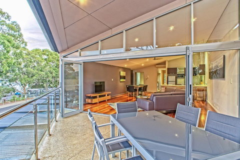 Central Avenue Apartments - Food Delivery Shop 18