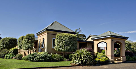 Vintages Accommodation - Food Delivery Shop 3
