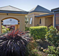 Vintages Accommodation - Food Delivery Shop