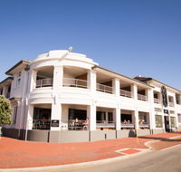 Cottesloe Beach Hotel - Food Delivery Shop