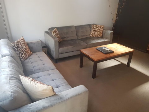 Adamsons Riverside Accommodation - Food Delivery Shop 6