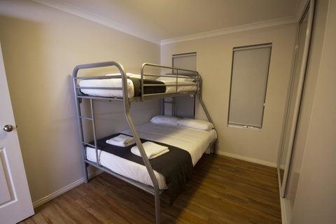 Cape Villas - Food Delivery Shop 26