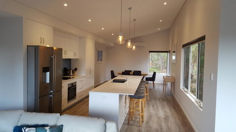 Cape Villas - Food Delivery Shop 9