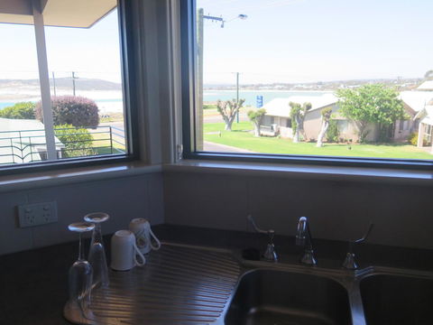 Kalbarri Riverfront Unit - Food Delivery Shop 7