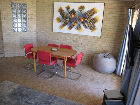 Kalbarri Riverfront Unit - Food Delivery Shop 13
