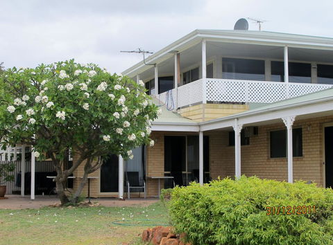 Kalbarri Riverfront Unit - Food Delivery Shop 2